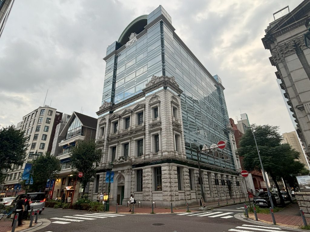 損保ジャパン横浜馬車道ビルのファサード