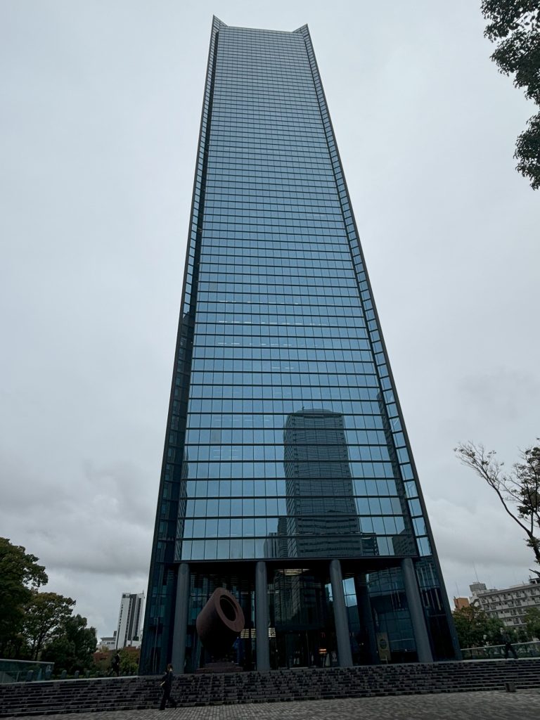 クリスタルのファサード